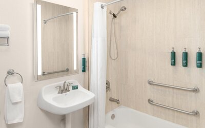 DoubleTree by Hilton Phoenix - Gilbert
