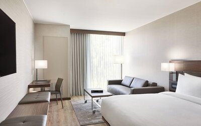 AC Hotel by Marriott Phoenix Biltmore