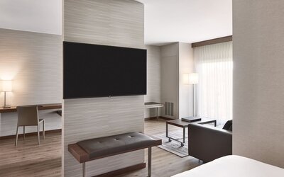 AC Hotel by Marriott Phoenix Biltmore