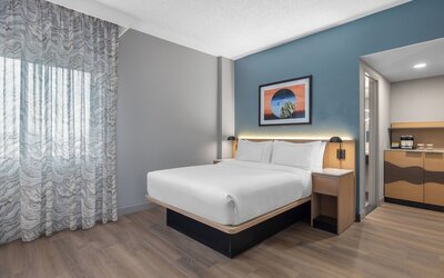 DoubleTree by Hilton Phoenix Midtown