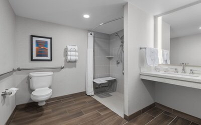 DoubleTree by Hilton Phoenix Midtown