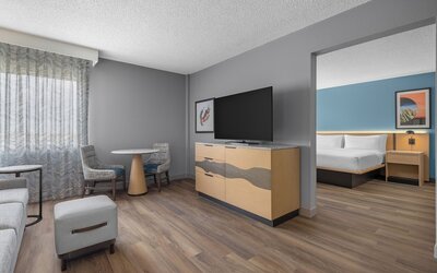 DoubleTree by Hilton Phoenix Midtown