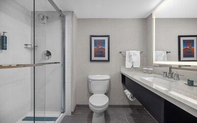 DoubleTree by Hilton Phoenix Midtown