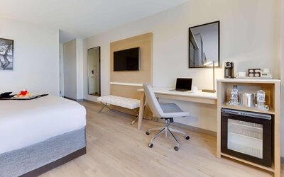 Radisson Hotel Phoenix Airport