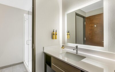 Best Western Plus Executive Residency Phoenix North Happy Valley
