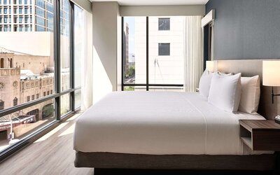 Hyatt Place Phoenix / Downtown