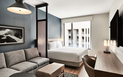 Hyatt Place Phoenix / Downtown