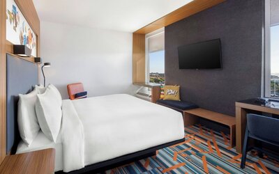 Aloft by Marriott Phoenix-Airport