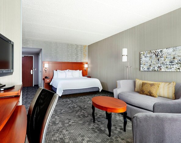 Courtyard by Marriott Phoenix North/Happy Valley