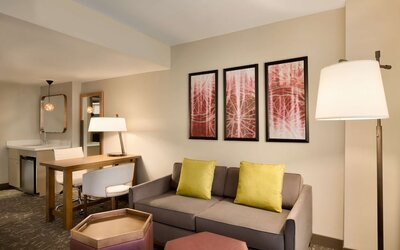 Embassy Suites by Hilton Phoenix Downtown North