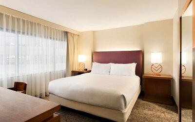 Embassy Suites by Hilton Phoenix Downtown North
