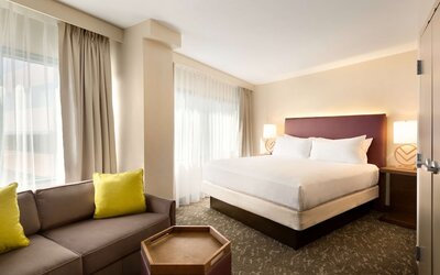 Embassy Suites by Hilton Phoenix Downtown North