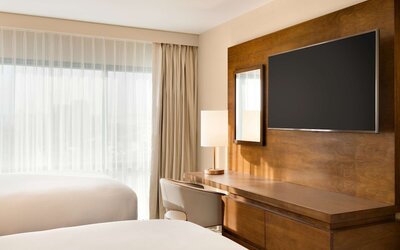 Embassy Suites by Hilton Phoenix Downtown North