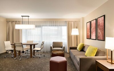 Embassy Suites by Hilton Phoenix Downtown North