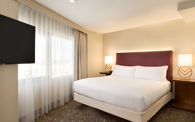 Embassy Suites by Hilton Phoenix Downtown North