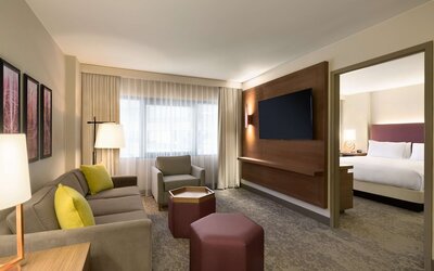 Embassy Suites by Hilton Phoenix Downtown North
