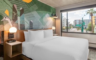 Cambria Hotel Downtown Phoenix Convention Center