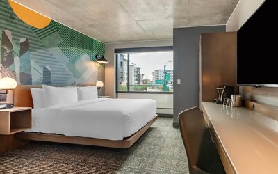 Cambria Hotel Downtown Phoenix Convention Center