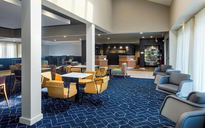 Courtyard Phoenix North by Marriott
