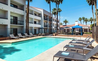 Courtyard Phoenix North by Marriott