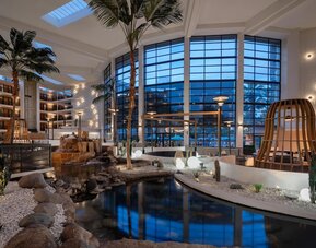 Embassy Suites by Hilton Phoenix Biltmore