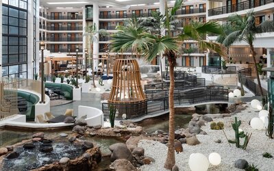 Embassy Suites by Hilton Phoenix Biltmore