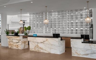 Embassy Suites by Hilton Phoenix Biltmore