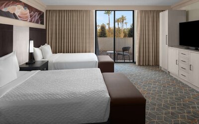 Embassy Suites by Hilton Phoenix Biltmore