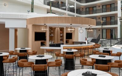 Embassy Suites by Hilton Phoenix Biltmore