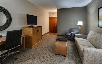 Drury Inn & Suites Phoenix Happy Valley