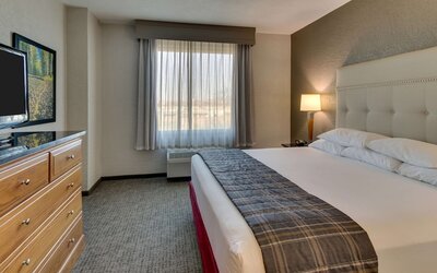 Drury Inn & Suites Phoenix Happy Valley