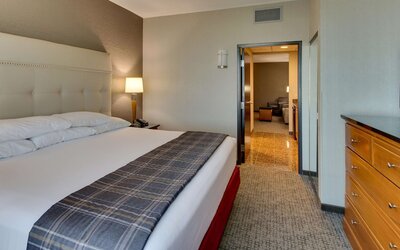 Drury Inn & Suites Phoenix Happy Valley
