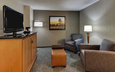 Drury Inn & Suites Phoenix Happy Valley