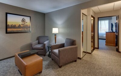 Drury Inn & Suites Phoenix Happy Valley