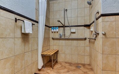 Drury Inn & Suites Phoenix Happy Valley