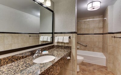 Drury Inn & Suites Phoenix Happy Valley