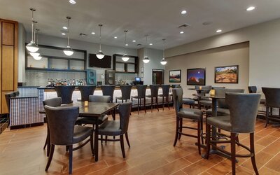 Drury Inn & Suites Phoenix Happy Valley