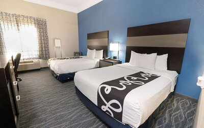 La Quinta Inn & Suites by Wyndham Phoenix I-10 West