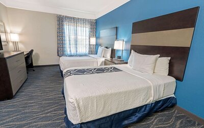 La Quinta Inn & Suites by Wyndham Phoenix I-10 West