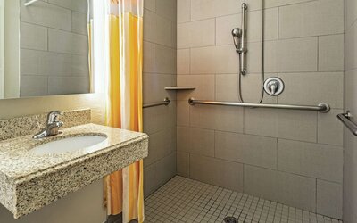 La Quinta Inn & Suites by Wyndham Phoenix I-10 West