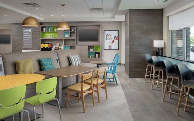 Home2 Suites by Hilton Phoenix Airport South