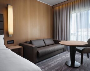 AC Hotel by Marriott Phoenix Downtown