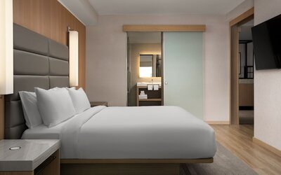 AC Hotel by Marriott Phoenix Downtown