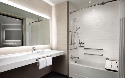 AC Hotel by Marriott Phoenix Downtown