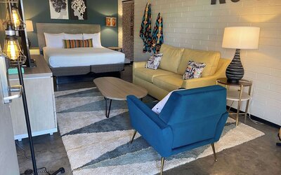 Egyptian Motor Hotel, Bw Signature Collection