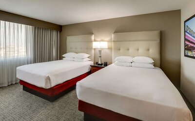 Drury Inn & Suites Phoenix Airport