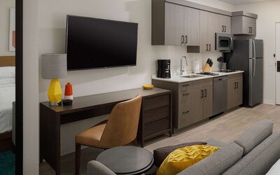 WaterWalk Extended Stay by Wyndham Phoenix - N. Happy Valley