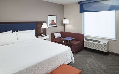 Hampton Inn & Suites Phoenix Downtown