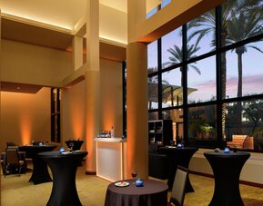 DoubleTree Suites by Hilton Phoenix