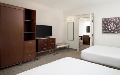 DoubleTree Suites by Hilton Phoenix